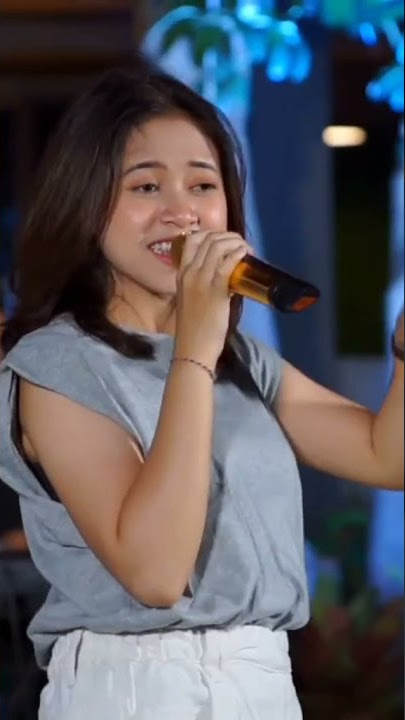 Story WA 30 Detik Viral Terbaru ' TERLALU CEPAT ' || Sasya Arkhisna - Sekarang Kau Tinggalkan Aku