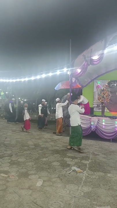 di guyur hujan lebat