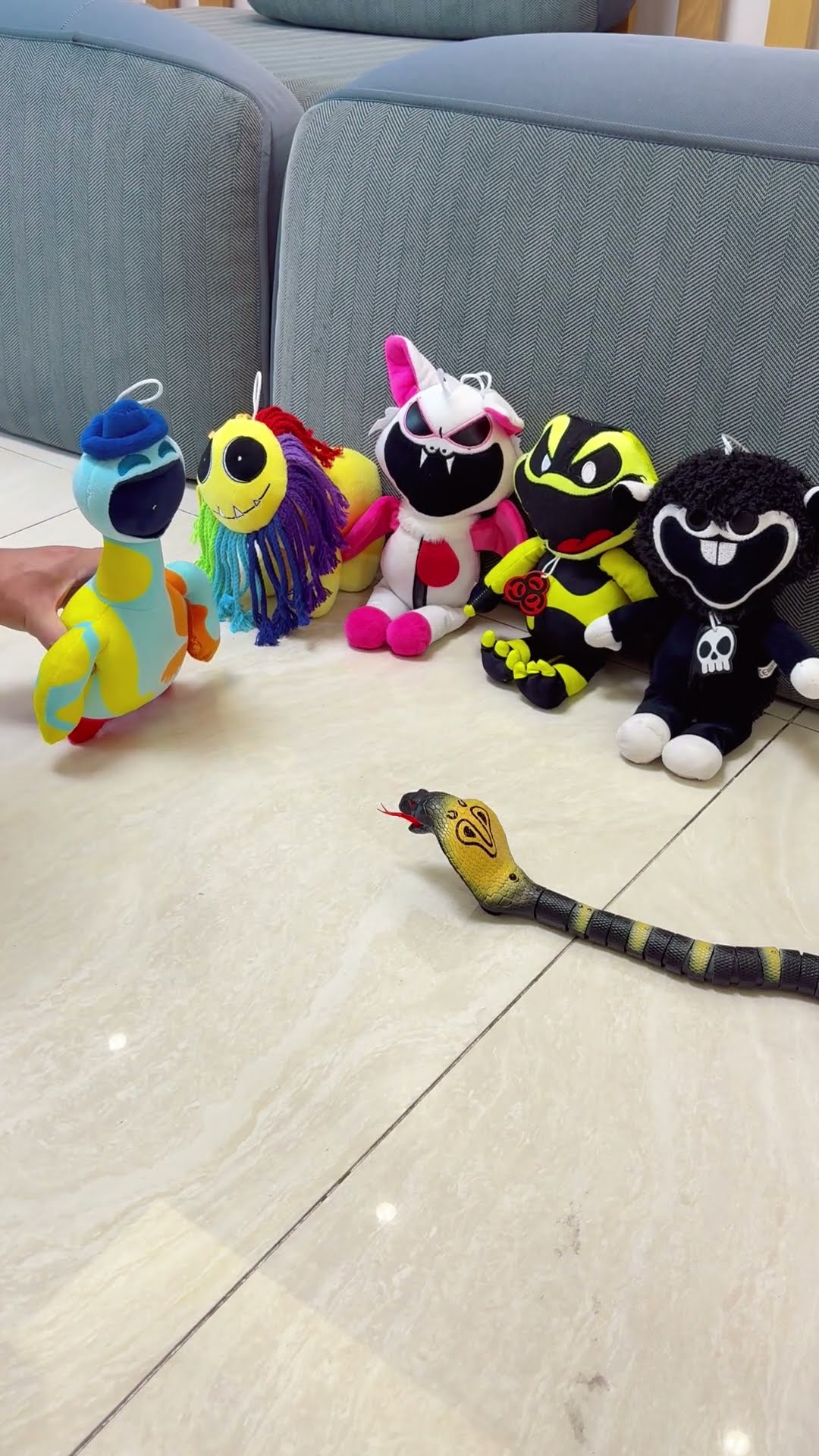 Doey vs snake