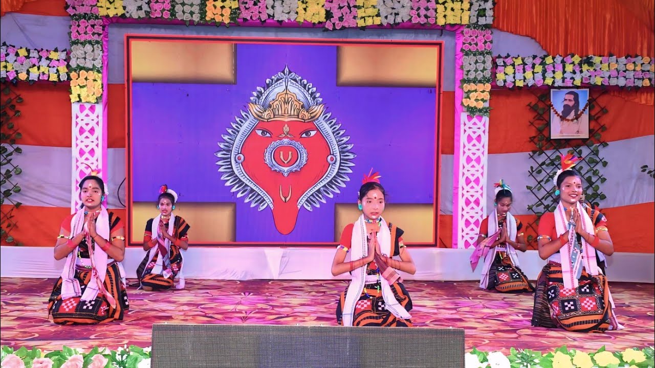 Saraswati shishu vidyamandir Gaisilet 💫 class seven girl's group Dance ✨😍