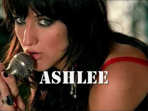 screaming meme Miley Cyrus VS Ashlee Simpson-Kicking and Screaming