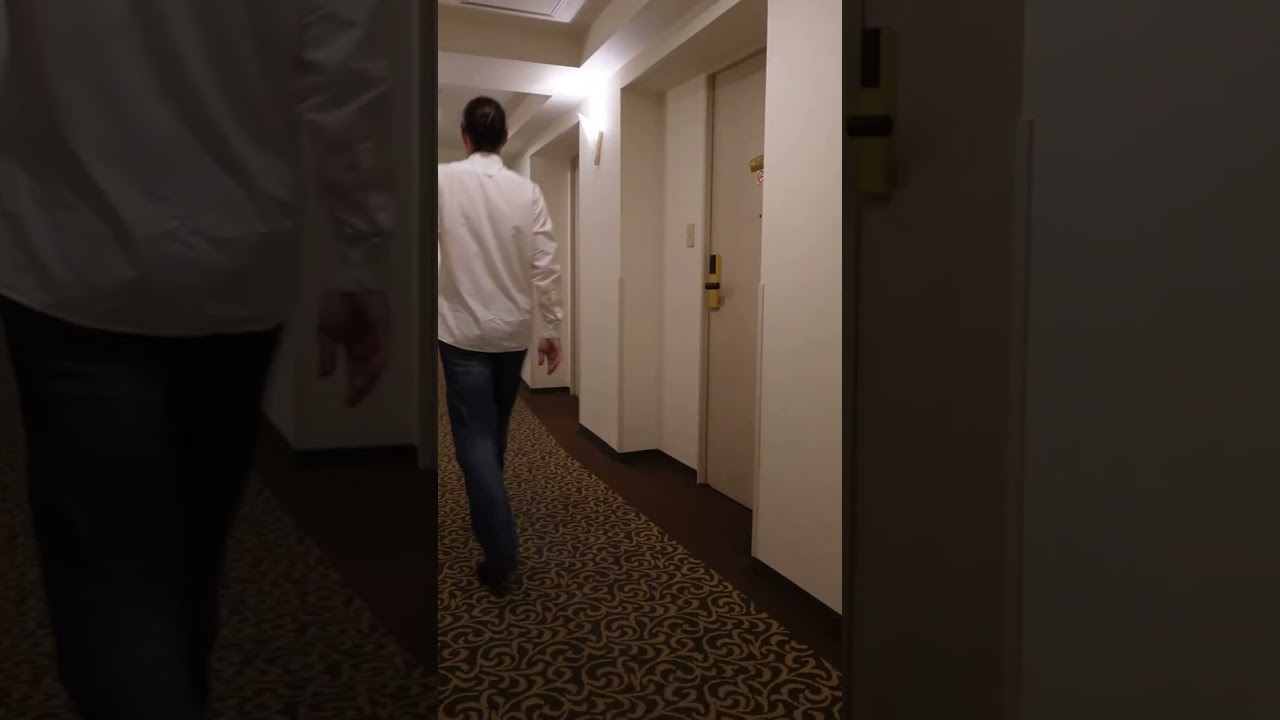 The Room That Vanishes