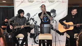 Motionless In White Performing "Voices" (Live In Tampa) RARE Acoustic set! chords