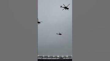 Army/Navy Game: Army Flyby - Chinook, Apaches, Blackhawk #flyby #flyover #armynavy