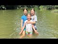 Avery Visits 🐎 Horseback Riding & Exploring the Creek !!!