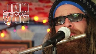 JON WAYNE AND THE PAIN - &quot;Vibes&quot; (Live from Cali Roots 2015) #JAMINTHEVAN