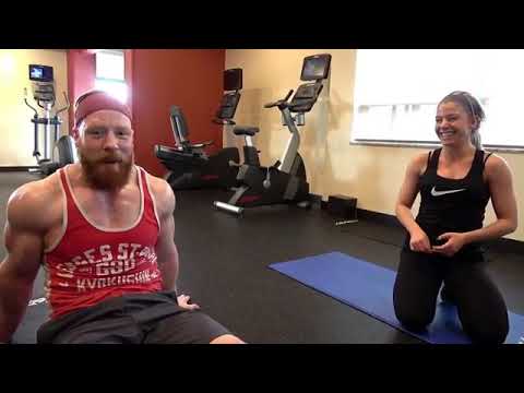 Alexa Bliss and Sheamus Workout - YouTube