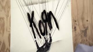 KoRn "To smash things in their name is an honor"