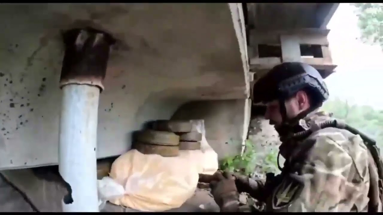 Ukraine War - The Attacking Russian Army Was Cut Off