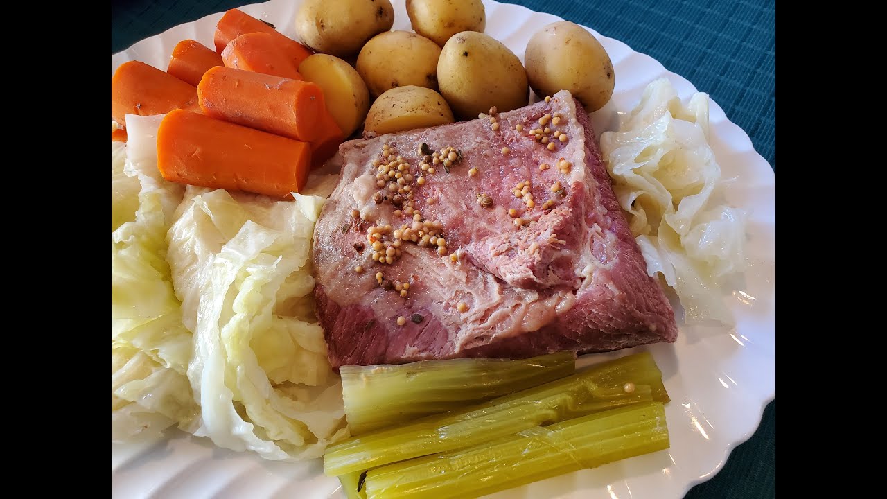 How to Cook a Corned Beef - YouTube