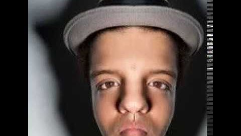 Uptown Funk but every upbeat is missing [aka Techno Version]