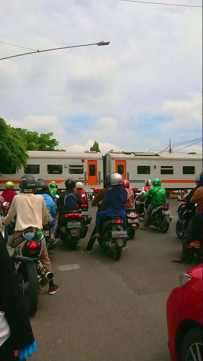 Mentahan Video Jalanan | Story WA Polosan | DJ Roti Awan Cloud Bread - Ziver Nation