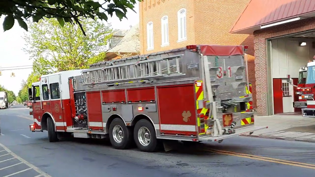 Station 3 Responding to Garage fire **House Siren**