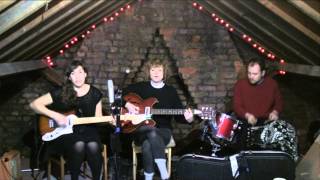 The Loft Sessions #19 Peggy Sue - The Errors Of Your Ways