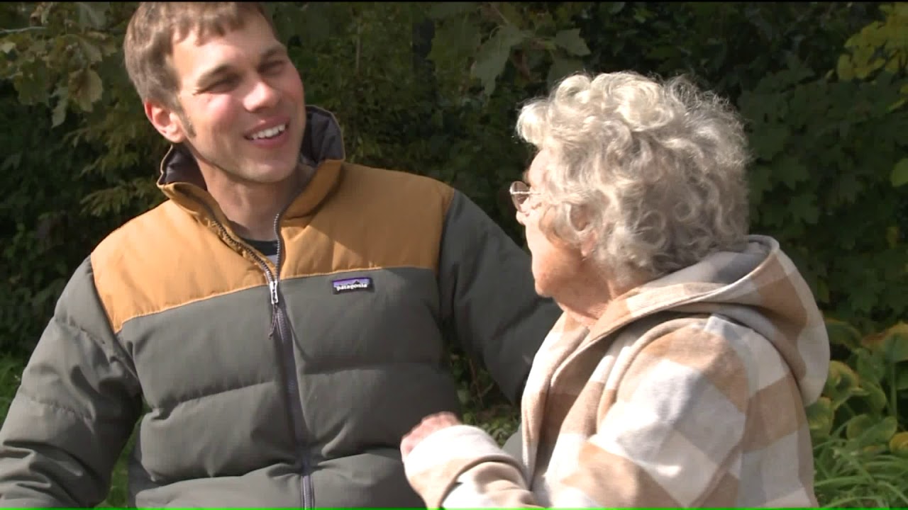 Grandson talks grandma on tour of every national park; Gateway Arch is their final stop