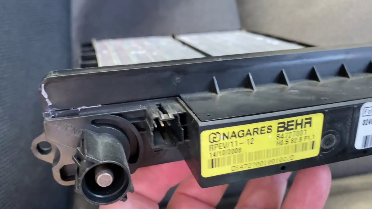 Investigating the mysterious PTC heater fitted to Land Rover Freelander 2 / LR2