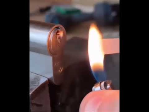Сломал ключ в