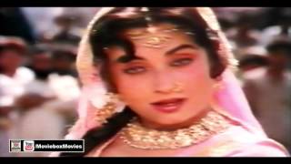 DAFLI BAJAO ARIYO - SALMA AGHA - FILM BHABI DIYAN CHOORIYAN 