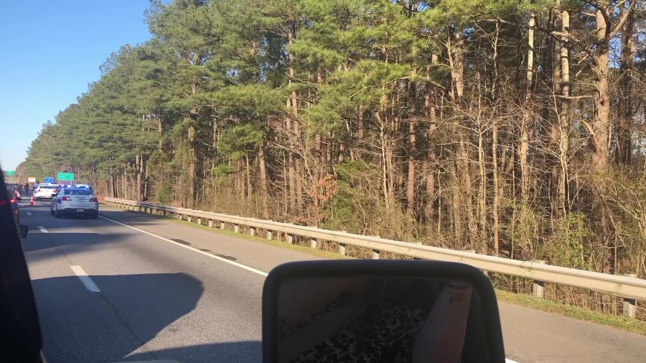Spikes end police chase in Suffolk - YouTube