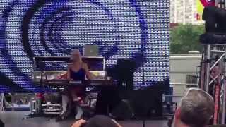 Debbie Gibson - Foolish Beat/Lost in your Eyes [Chicago Pridefest 2015 - June 20, 2015]