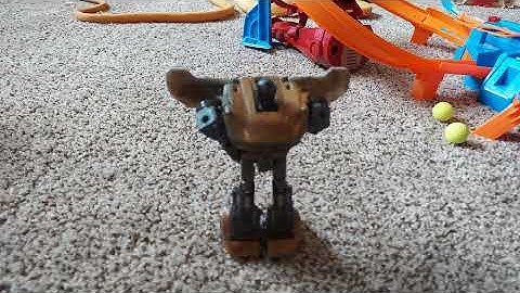 Transformers Netflix series Sparkless Bot stop motion