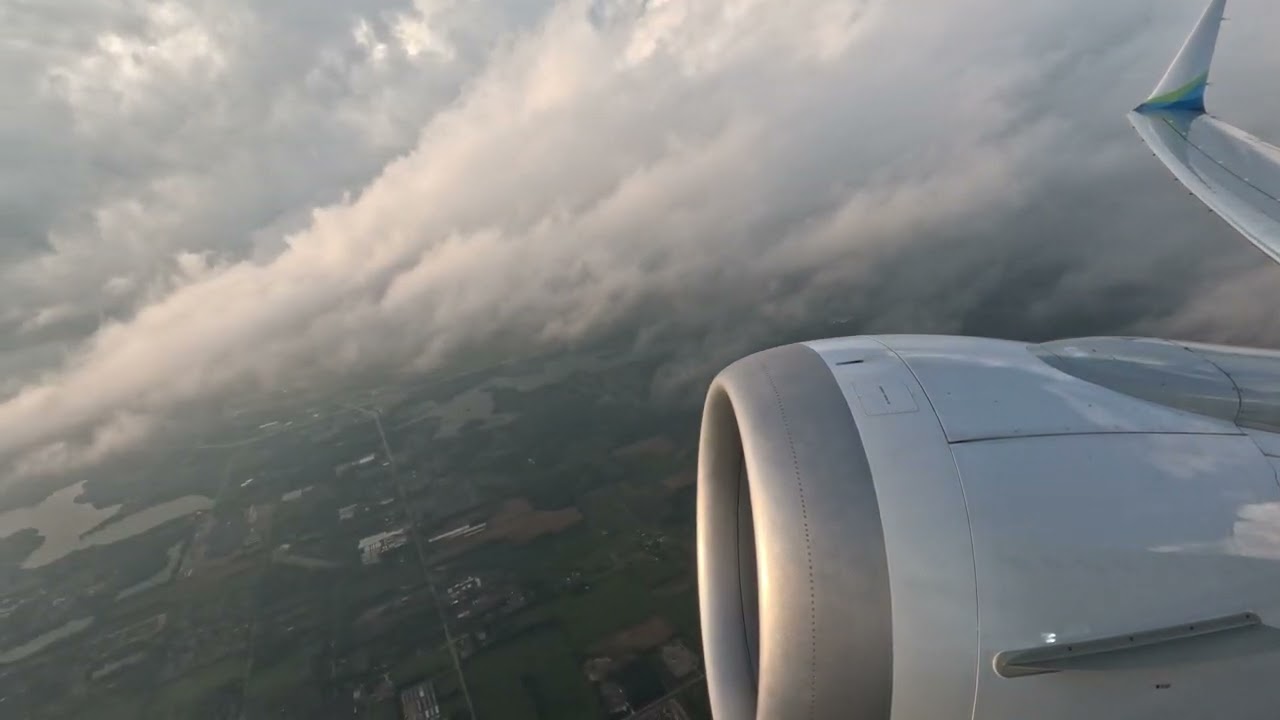 Alaska Flight 419 DTW to SEA Takeoff Runway 22-L and climbout on the Miggy2 SID July 14th 2023