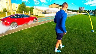 Tesla vs футбольний м'яч: хто швидше на 100 метрах / Челендж