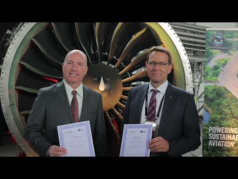 SR Technics joins Pratt & Whitney’s GTF MRO Network - Signing Ceremony