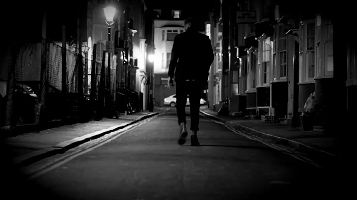 Skream/Example  - Ｓｈｏｔ　Ｙｏｕｒｓｅｌｆ　Ｉｎ　Ｔｈｅ　Ｆｏｏｔ　Ａｇａｉｎ -  Vaporwave / Slowed