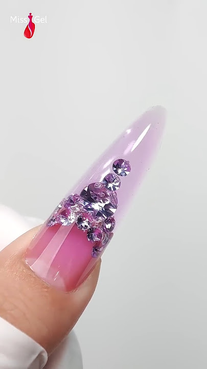 MissGel's HEMA & TPO-Free Builder Gel | How to Use Self-Leveling Gel for Extensions & Encapsulating