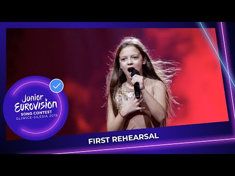 Serbia 🇷🇸 - Darija Vračević - Podigni Glas - First Rehearsal - Junior Eurovision 2019