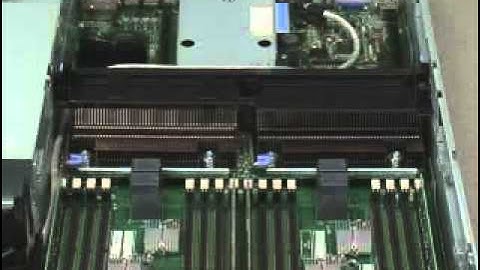 IBM System x3690 X5 - FRU - Install Microprocessor Air Baffle