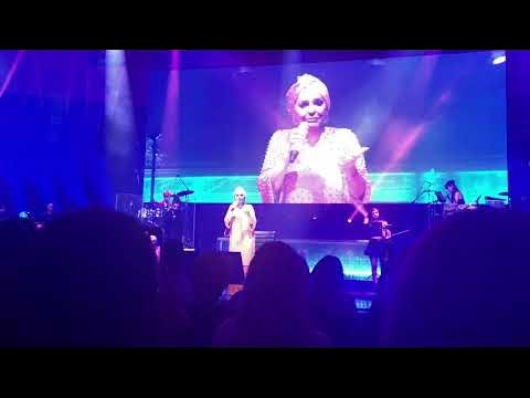 21 the world tour googoosh