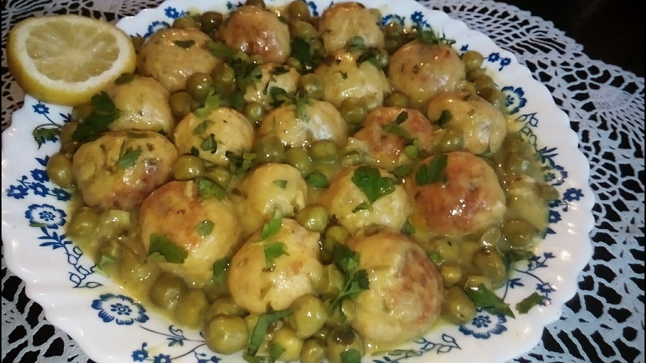 طاجين الجلبانة وكريات الدجاج المحشية بالجبن##مثوم_الدجاج