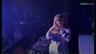 DJ Tracy siêu nghịch và xinh đẹp trên 抖音 Trung Quốc   Nhạc Tik Tok Trung Quốc Remix