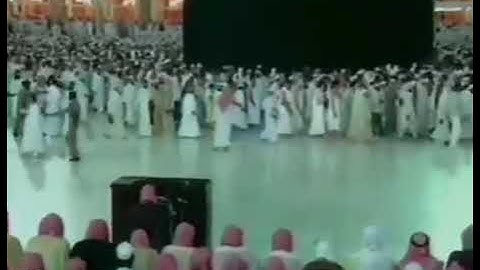 تلاوة مؤثرة للشيخ سعود الشريم عام 1414 بالحرم المكي