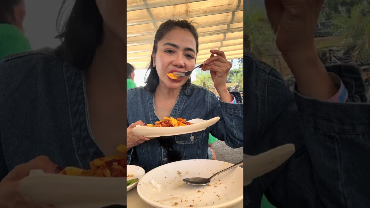 ဒီနေ့တော့ သဘ်ောပေါ်မှာ seafood သွားစားဖြစ်တာ‌လေး စားကြပါအုံး