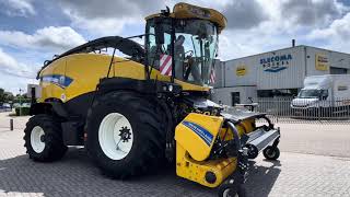 New Holland FR700 met 3 mtr. Pick-up