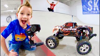 FATHER SON RC MONSTER TRUCK At The Skatepark!
