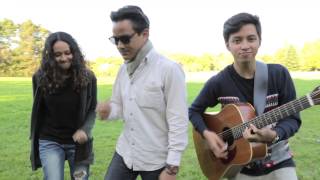 Video-Miniaturansicht von „HIVI! - Lihatlah Dunia Acoustic Version (Official Music Video)“