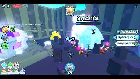 Breaking a MASSIVE COMET IN Pet sim x! (very rare)