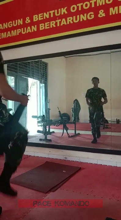 Atraksi Kolone Senapan Prajurit TNI