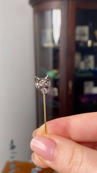 Antique Diamond Fox Stixkpin #fox #diamond #stickpin #lapelpin #animaljewelry #antiquejewelry