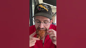 Why This Hawaiian Fried Chicken Should Be On Your Bucket List Hawaiianfood Friedchicken Hawaiian 