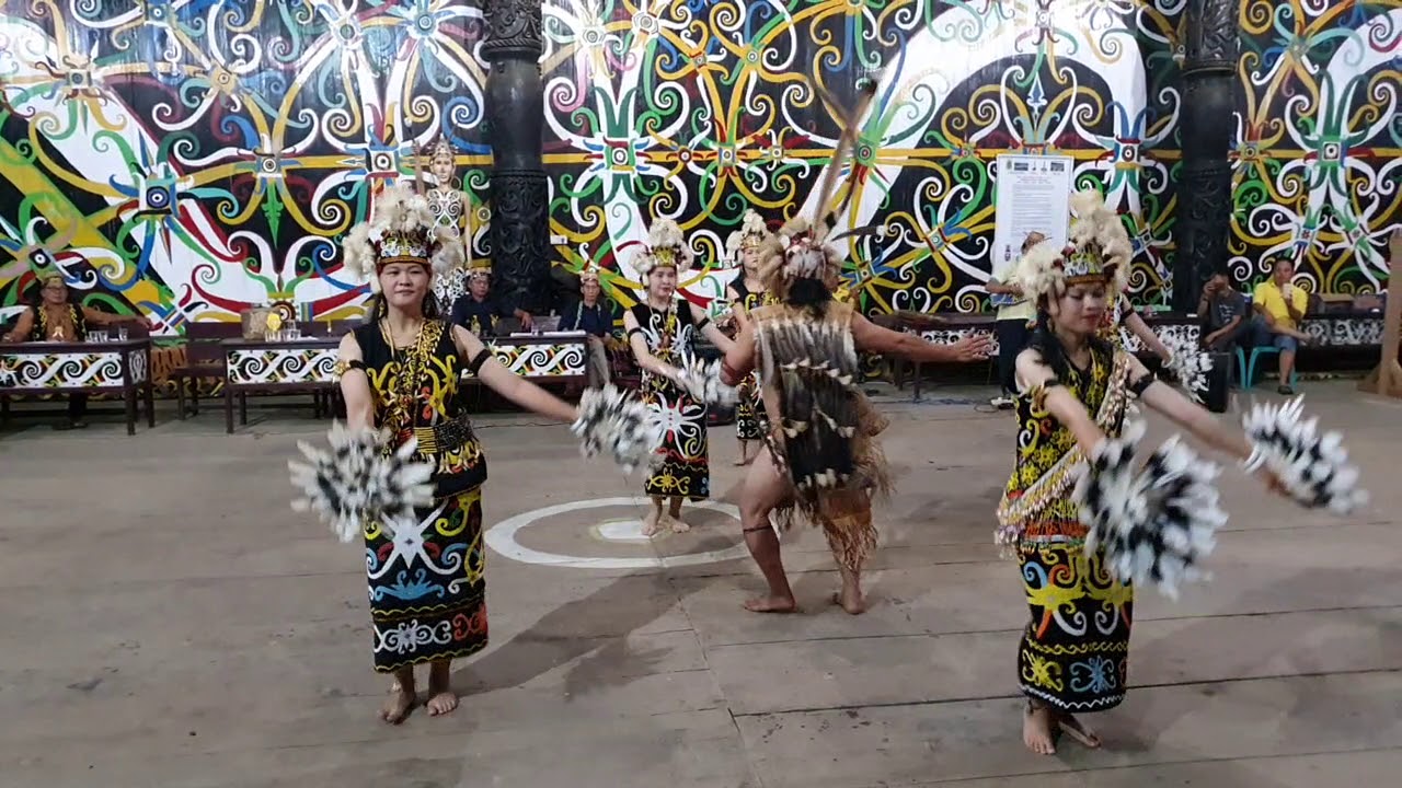 TARIAN DAYAK KAYAN||DESA MIAU BARU