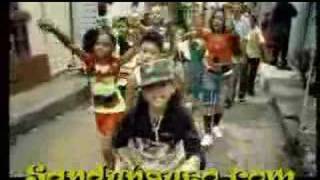 Watch Reggaeton Ninos Oye Mi Canto video