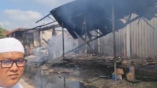 Download Lagu Inilah Puing-puing Toko Yang Ludes Terbakar di Ganding Sumenep - \ MP3