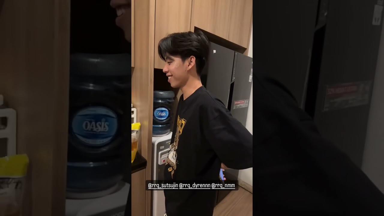 PAK AP HERAN SAMA SUTSUJIN DYREN MASAK PEMPEK SAMPAI BERANTAKIN DAPUR RRQ🤣 (sc: ig @rrq_ap)