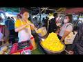 Thai street food ramkhamhaeng night market