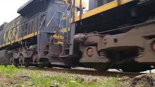 MRS - Dupla de locomotivas GE AC44i #7218-7 e C44-EMi #3968-6 carga geral KRC 0101